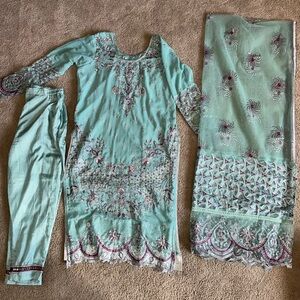 Indian Women’s Kurta